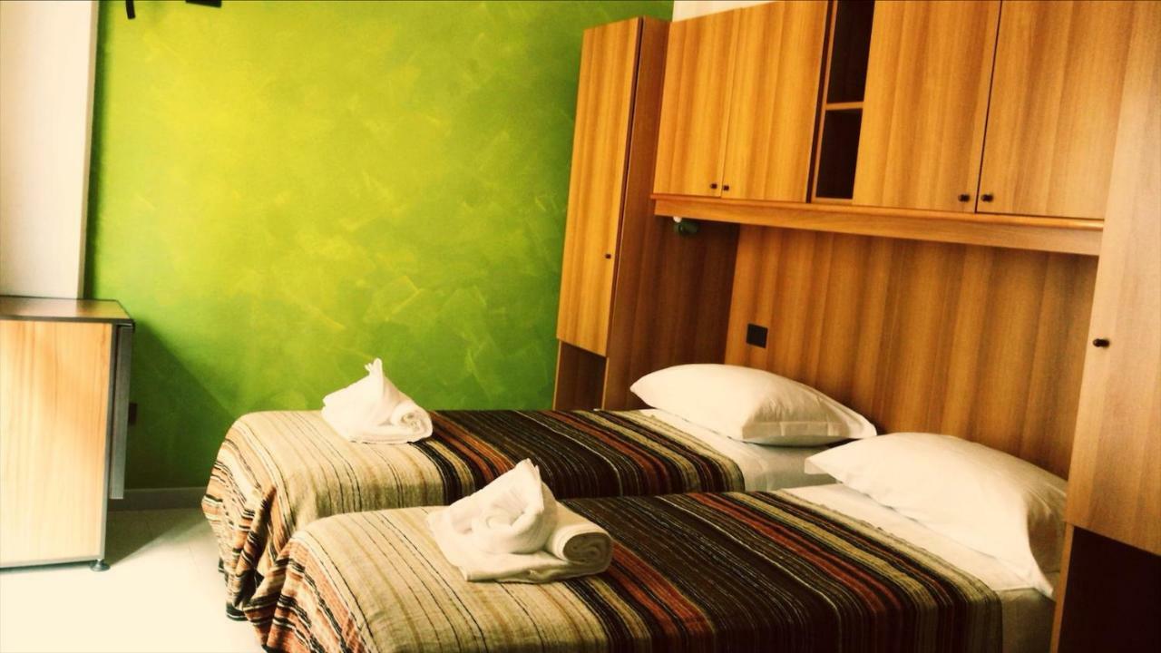Hotel Antares Garni Giulianova Exterior photo